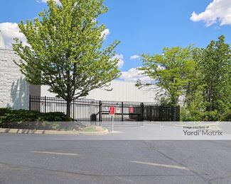 Photo 4 of CubeSmart Self Storage - 18600 Grand Avenue, Gurnee, IL