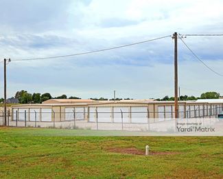 Photo 5 of Storage Shed, The - 2903 Military Avenue, Baxter Springs, KS