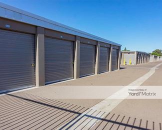 Photo 4 of Extra Space Storage - 1518 Ortigalita Road, Los Banos, CA