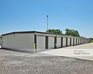 Photo 4 of Premium Storage - 1309 North Seven Points Drive, Kemp, TX