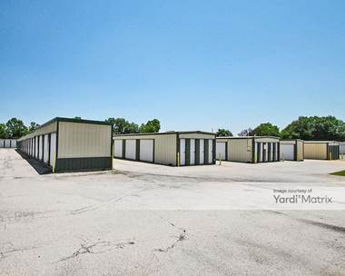 Storage Units for Rent available at 1309 North Seven Points Drive, Kemp, TX 75143