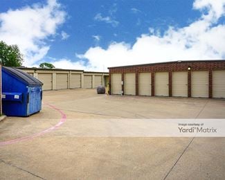 Photo 3 of Five Star Storage - 12384 FM 121, Van Alstyne, TX