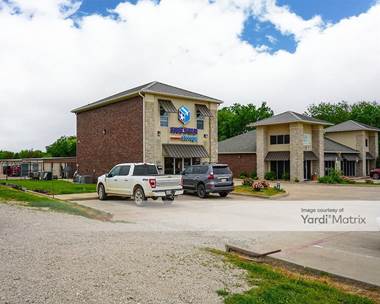 Storage Units for Rent available at 12384 FM 121, Van Alstyne, TX 75495