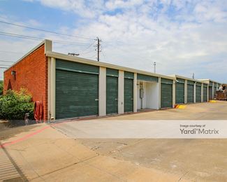 Photo 2 of Five Star Storage - 3621 Pottsboro Road, Denison, TX