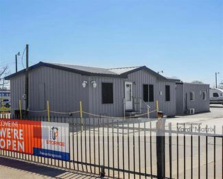 Photo 2 of FreeUp Storage - 2102 South 3rd Street, Mabank, TX