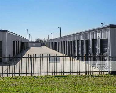 Storage Units for Rent available at 2102 South 3rd Street, Mabank, TX 75147