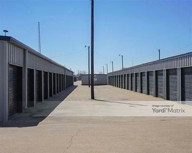 Storage Units for Rent available at 2102 South 3rd Street, Mabank, TX 75147