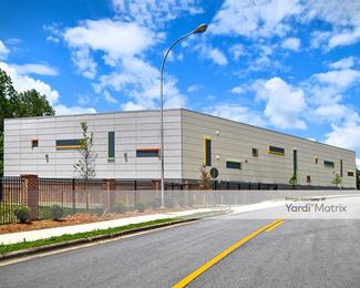 Photo 2 of Public Storage - 5460 Peachtree Industrial Blvd, Norcross, GA