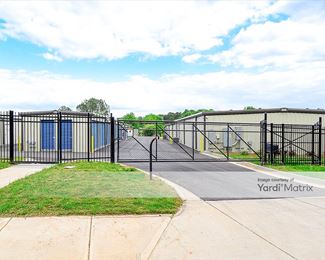 Photo 2 of Extra Space Storage - 299 Commerce Blvd, Bogart, GA