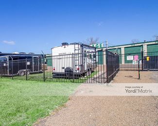 Photo 5 of Unlimited Storage - 2235 US 190 Hwy, Huntsville, TX