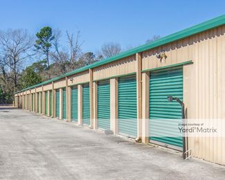 Photo 2 of Loop 424 Storage - 2000 South Byrd Avenue, Shepherd, TX