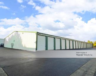 Photo 2 of Save on Storage - 2329 Market Street, Mount Vernon, WA
