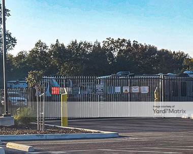 Storage Units for Rent available at 1851 East Roseville Pkwy, Roseville, CA 95661