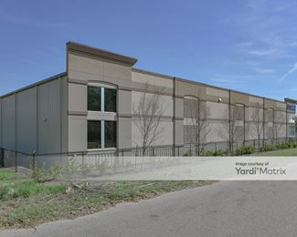 Photo 2 of US Storage Centers - 6205 West Colonial Drive, Orlando, FL