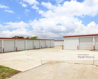 Photo 3 of All Heartland Storage - 107 Caladium Row, Sebring, FL
