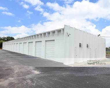Storage Units for Rent available at 844 County Road 621, Lake Placid, FL 33852