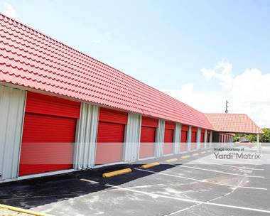 Storage Units for Rent available at 1500 Lakeview Drive, Sebring, FL 33870