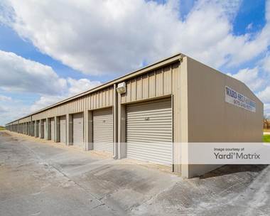 Storage Units for Rent available at 3600 Avenue F, Bay City, TX 77414