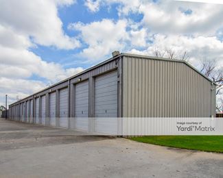 Photo 4 of Ward Self Storage - 3600 Avenue F, Bay City, TX