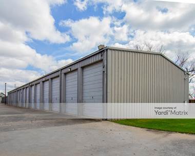 Storage Units for Rent available at 3600 Avenue F, Bay City, TX 77414