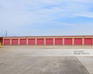 Photo 3 of iStorage - 12085 TX-36, Bellville, TX