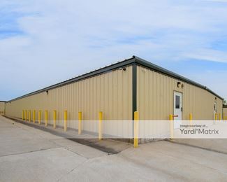 Photo 3 of Dixie Street Storage - 405 North Dixie Street, Brenham, TX