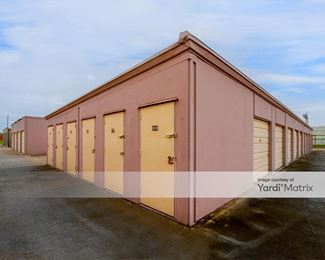 Photo 2 of Brenham Self Storage - 2000 Highway 290 East, Brenham, TX