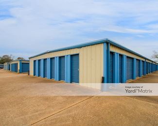Photo 5 of Amazing Space Storage - 2501 South Market Street, Brenham, TX