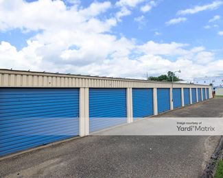 Photo 2 of Dover Self Storage Center - 425 West 3rd Street, Dover, OH