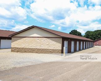 Photo 2 of EZ Stor Mini-Storage - 215 West Ohio Avenue, Dover, OH