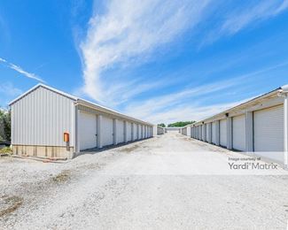 Photo 3 of Zeller Storage - 884 Gardner Road, Bellevue, OH