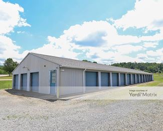 Photo 3 of 93 Stop N Store - 892 State Route 93 NW, Sugarcreek, OH