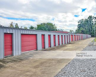 Photo 3 of Storage Rentals of America - 3040D Indiana Avenue, Vicksburg, MS