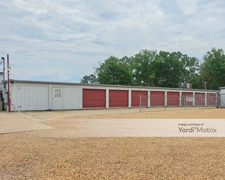 Photo 3 of Backyard Self Storage - 650 NE Industrial Park Road, Brookhaven, MS