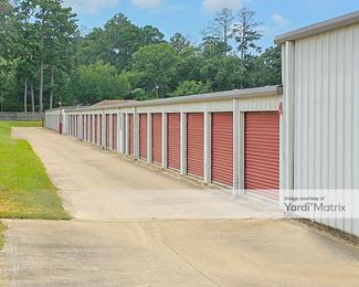 Photo 4 of Backyard Self Storage - 650 NE Industrial Park Road, Brookhaven, MS
