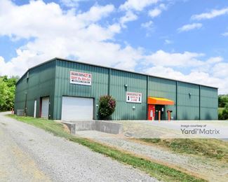 Photo 2 of Do-It Yourself Storage - 822 West Highway 25 70, Dandridge, TN