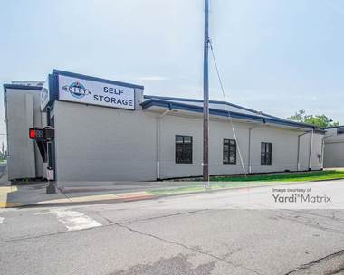 Storage Units for Rent available at 809 East Franklin Blvd, Gastonia, NC 28054
