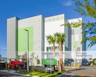 Photo 2 of Extra Space Storage - 15699 West Dixie Hwy, North Miami Beach, FL