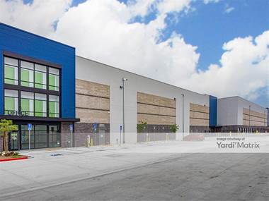 Storage Units for Rent available at 7891 Deering Avenue, Canoga Park, CA 91304
