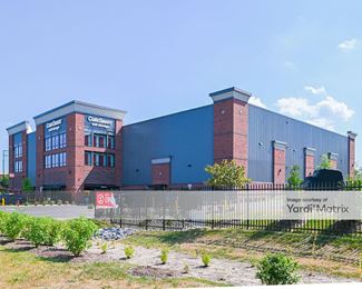 Photo 2 of CubeSmart Self Storage - 39 Thomas Johnson Drive, Frederick, MD
