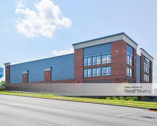 Photo 3 of CubeSmart Self Storage - 39 Thomas Johnson Drive, Frederick, MD