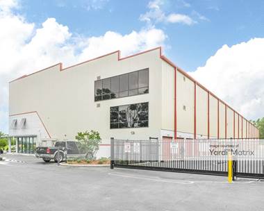 Storage Units for Rent available at 19630 US Route 441, Mt Dora, FL 32757