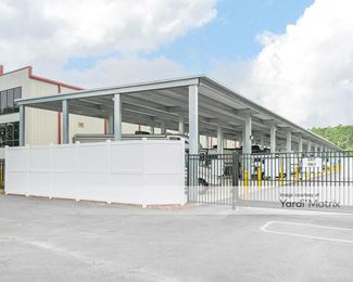 Photo 5 of SecureStore Self Storage - 19630 US Route 441, Mt Dora, FL