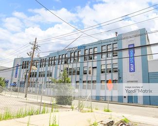 Photo 2 of StorageBlue - 425 Ferry Street, Newark, NJ