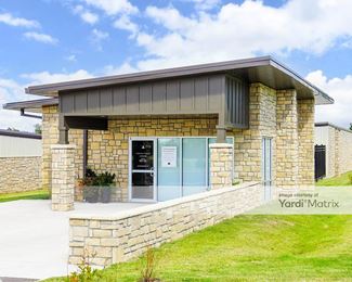 Photo 2 of Pinnacle Storage - 2050 West Wallis Road, Rogers, AR