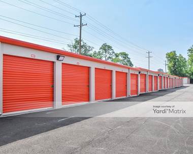 Storage Units for Rent available at 9651 Hamilton Avenue, Cincinnati, OH 45231