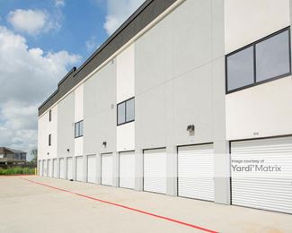 Photo 4 of UpLift Self Storage - 17515 Beechnut Street, Houston, TX