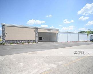Photo 2 of First Storage - 4909 Raeford Road, Fayetteville, NC