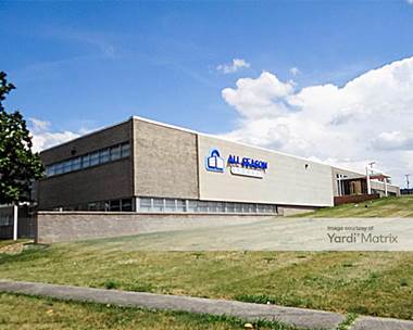 Storage Units for Rent available at 215 South Liberty Hill Road, Morristown, TN 37813