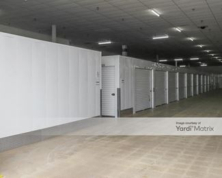 Photo 5 of Storage of America - 1825 Oak Harbor Road, Fremont, OH